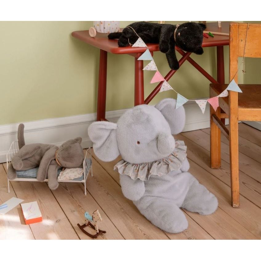 Maileg Sleeping kitten plush, Medium - Black Dolls &amp; Plush Toys Maileg