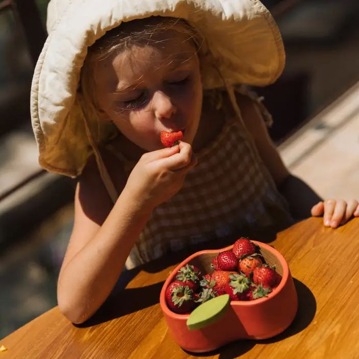 Oli &amp; Carol Pepa the Apple Bowl &amp; Spoon Set Plates &amp; Bowls Oli &amp; Carol