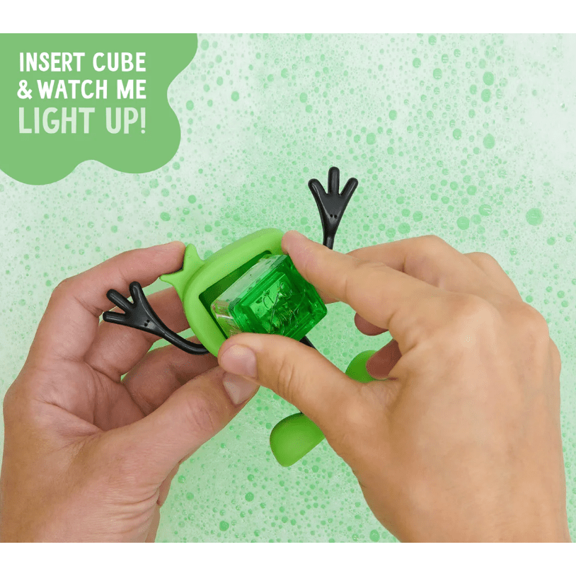 Glo Pals Characters - Green Pippa Bath Time Glo Pals