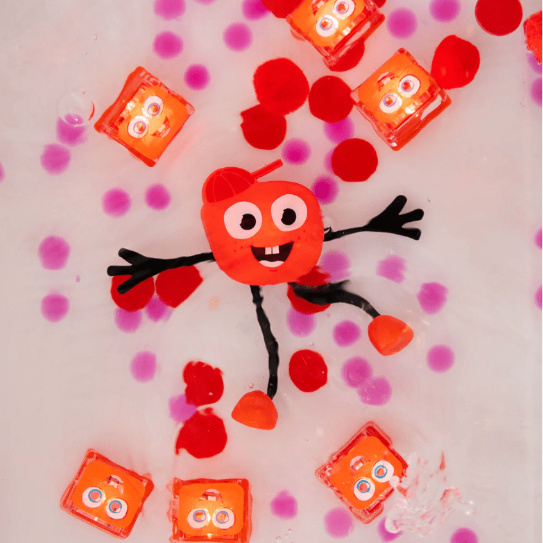 Glo Pals Characters - Red Sammy Bath Time Glo Pals